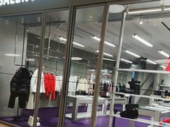 -BALENCIAGA(德基广场店)