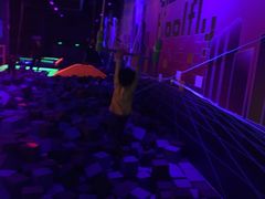 -酷跳蹦床主题公园(万胜广场店)