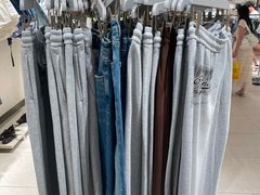 -URBAN REVIVO(西安Momopark店)