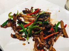 小炒鲜菌-鹿港小镇(金虹桥国际中心店)