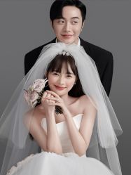 点击看大图 -至臻微拉婚纱摄影