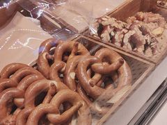 -巴黎贝甜·生日蛋糕(环球中心店)