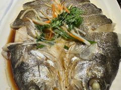 -嗨辣小聚·盘锦河蟹·海鲜烧烤龙虾(盘锦十年好店)