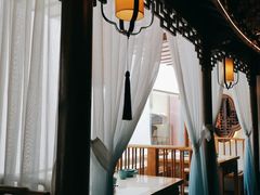 -荷塘秋月·本帮江浙菜(国权路店)