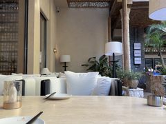 -洛缦音乐餐厅(工业展览馆万象城店)