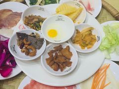 -桥香园云南过桥米线(金马碧鸡店)
