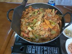 -亲昵春川鸡排(韩国美食街店)