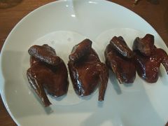 脆皮乳鸽-新荣记(西溪湿地店)