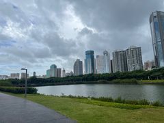 -万绿园