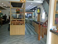 -魏铭鱼头捞饭(晋阳路店)