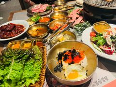 -草家酱蟹炭火烤肉店(珲春南路一店)