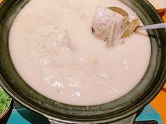 大砂锅炖鱼头-丹江渔村(望京店)