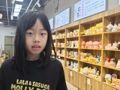 -郑在DIY·潮玩银饰绘画手作(中央大道旗舰店)