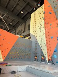 -零重力潮玩运动工厂·蹦床·亲子乐园·(冰山慧谷店)