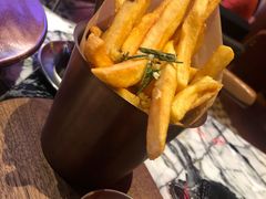 大蒜迷迭香薯条-人民咖啡馆(四行仓库店)