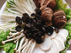 菌菇大拼-蜀留香火锅(西南角店)
