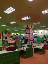 -莫莉幻想儿童乐园(武汉金银潭永旺店)