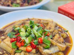 -老太婆饭店·头牌卤鸭·桐庐老味道(朝霞店)