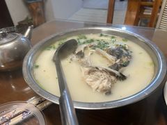 -雪湖煜辰鱼头老店(雪野湖店)