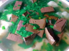 香菇鸭血馄饨-百年尹氏汤包(湖南路狮子桥店)