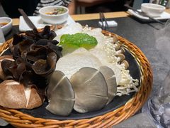 -东来顺(非遗·清真火锅·盛世广场店)