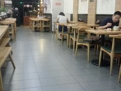 大堂-李先生牛肉面大王(上海站南广场店)