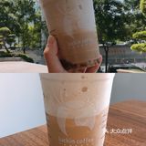 瑞幸联名LINE出的杯子 太太太太太香了！