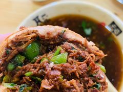 烧饼夹坛子肉-昌顺马记小吃店(昌盛园店)