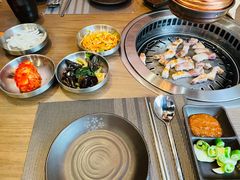 -香猪坊韩国烤肉专属门店(魏公村店)