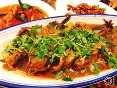 -丁里羊肉小镇(天鹅湖总店)