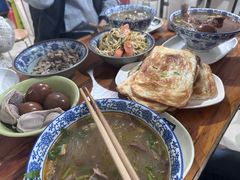 -叶新小吃店(来凤小区总店)