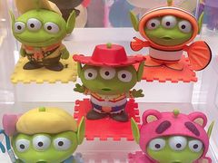 -泡泡玛特POPMART(上海环球港店)