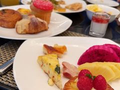 -东海朗廷酒店秀·Silk自助餐厅