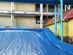 -四季贵州·山地温泉水世界