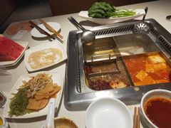-海底捞火锅鲜切牛肉主题店(长寿路店)