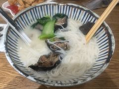 -鲜越鲜鱼粉(财富购物中心店)