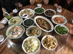 -芦茨金富饭庄·25年老字号·专做稻草鸡