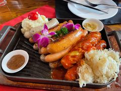 香肠拼盘-申德勒加油站餐厅(三里屯北小街店)
