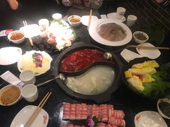 -井格重庆火锅(临平银泰城店)