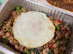 罗勒炒鸡肉-帕蓝·暹罗料理(大学路店)