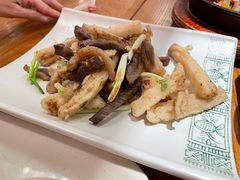 牛干巴炒藕条-云海肴·汽锅鸡·云南菜(广安门天虹店)