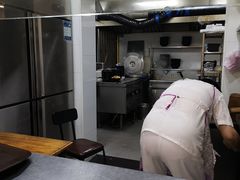 -白玉兰小吃(新村路店)