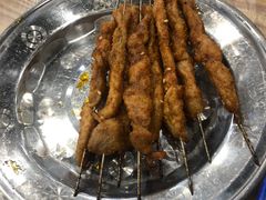 -江城燕子大排档(江汉路步行街店)