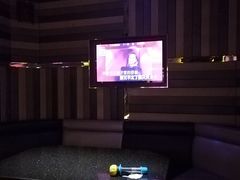 -K+全国连锁KTV(绿地缤纷天地店)