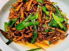 烟笋炒肉-新沸腾鱼乡(世贸天阶店)