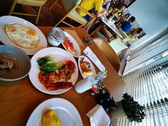 -瑰丽酒店·海吧·天际下午茶·现场DJ·天台酒吧