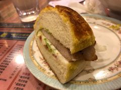 猪扒菠萝包-金华冰厅