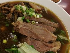 -尊品原汁牛肉面