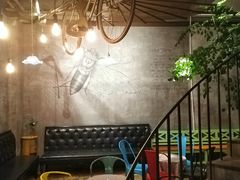 -童年小筑餐厅(申花路店)