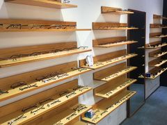 -罗伯特眼镜·蔡司官方授权(罗湖国贸店)